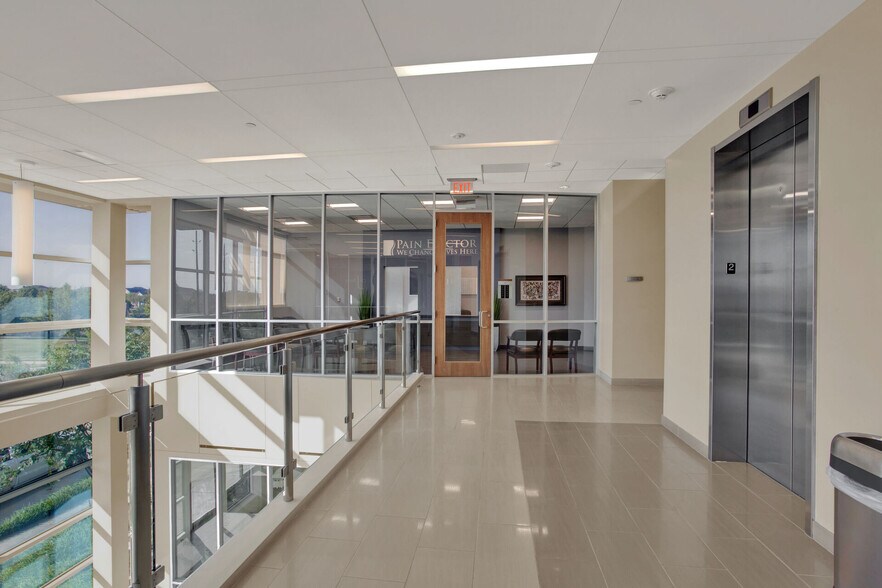 More Photos Of 7616 Branford Pl, Sugar Land Medical For Sale