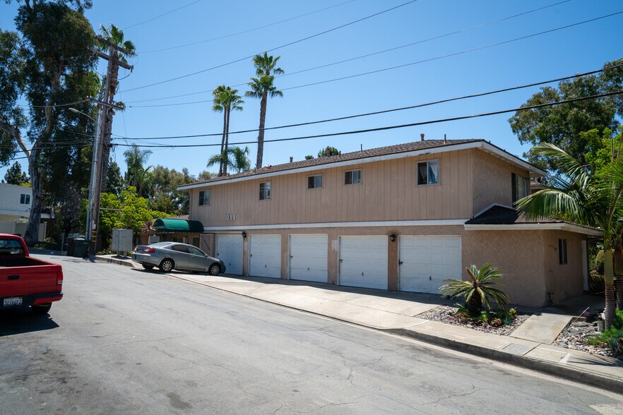 More Photos Of 211 W Marquita, San Clemente Apartments For Sale
