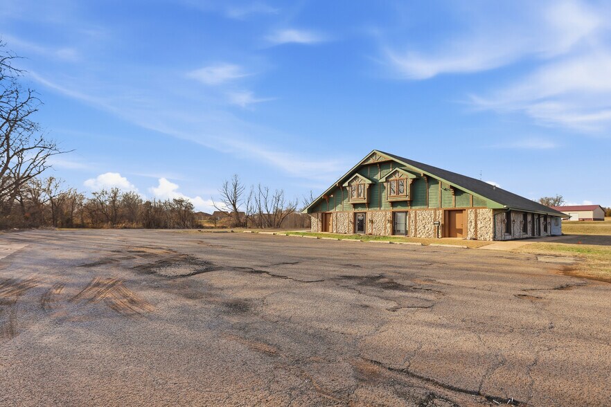 More Photos Of 4806 N Perkins Rd, Stillwater Office For Sale