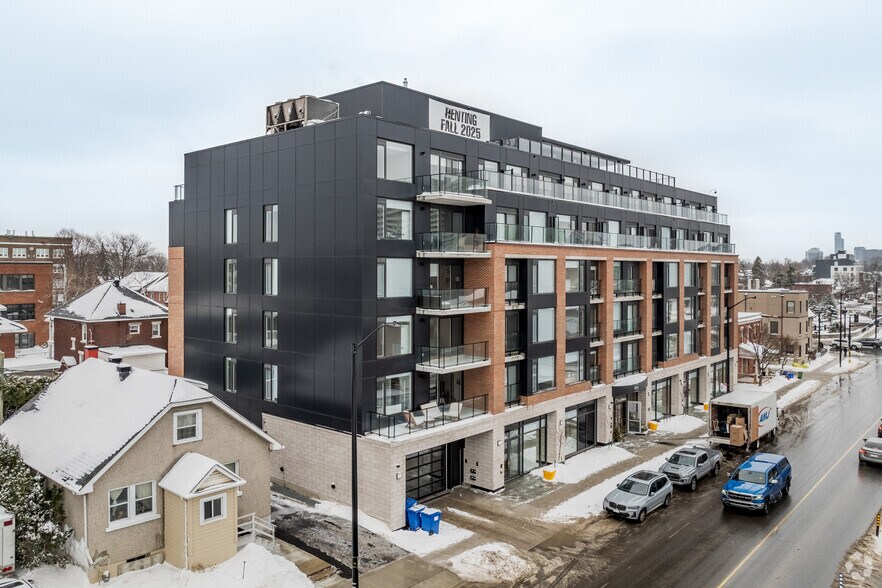 Primary Photo Of 18 Hawthorne Av, Ottawa Apartments For Lease
