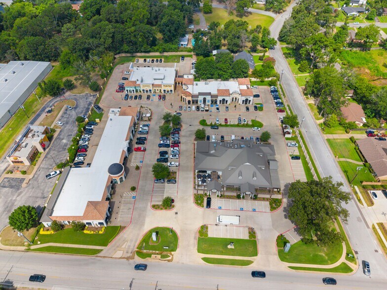 More Photos Of 4815 Old Bullard Rd, Tyler Freestanding For Lease