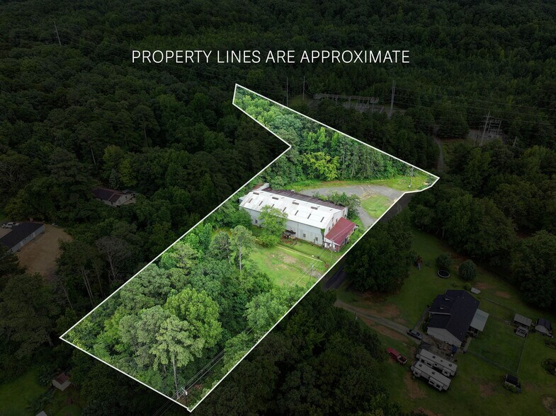 More Photos Of 9482 Robbins rd, Altoona Warehouse For Sale
