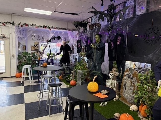 More Photos Of 648 Main St, Red Bluff Storefront Retail Office For Sale