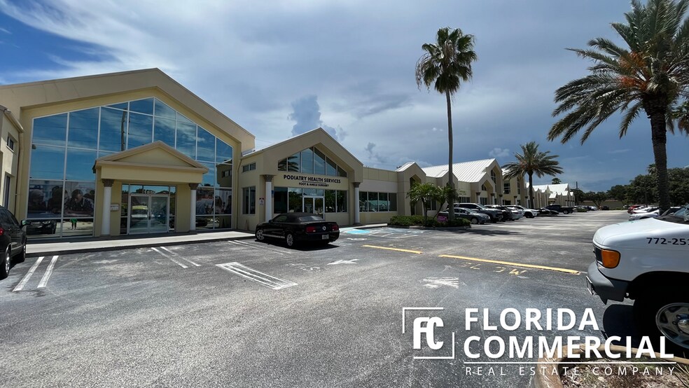 More Photos Of 1800-1900 SE Port Saint Lucie Blvd, Port Saint Lucie Medical For Lease