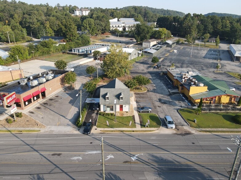 More Photos Of 1536 Montclair Rd, Birmingham General Retail For Lease