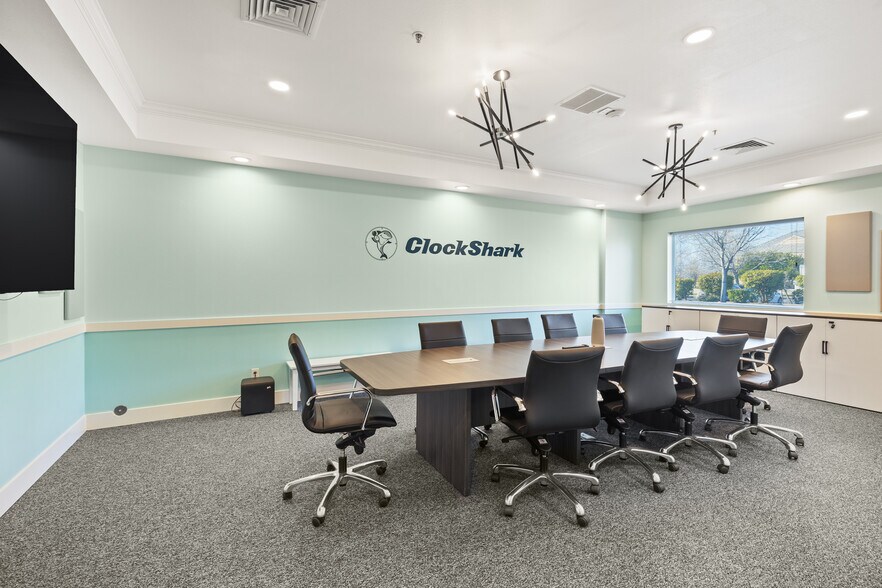 More Photos Of 900 Fortress St, Chico Office For Sale