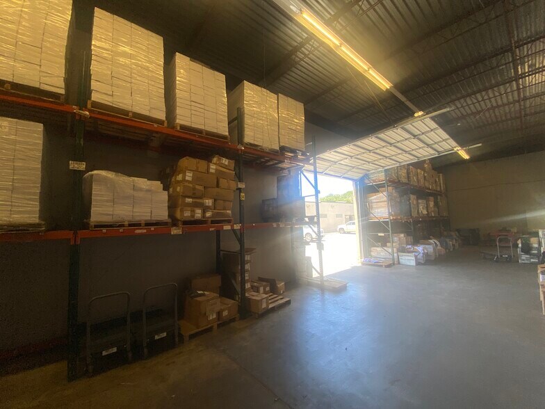 More Photos Of 2001 Saint Louis Ave, Fort Worth Warehouse For Sale