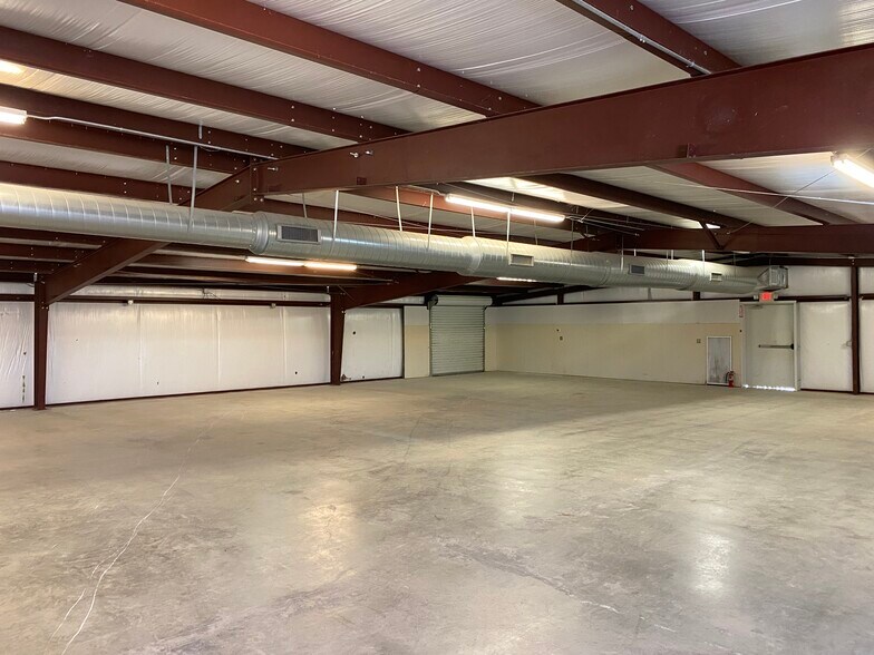 More Photos Of 4017 Interstate 10, Seguin Self Storage For Sale