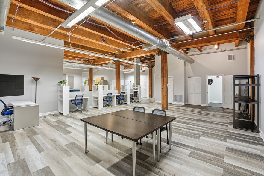 More Photos Of , Chicago Office For Sale