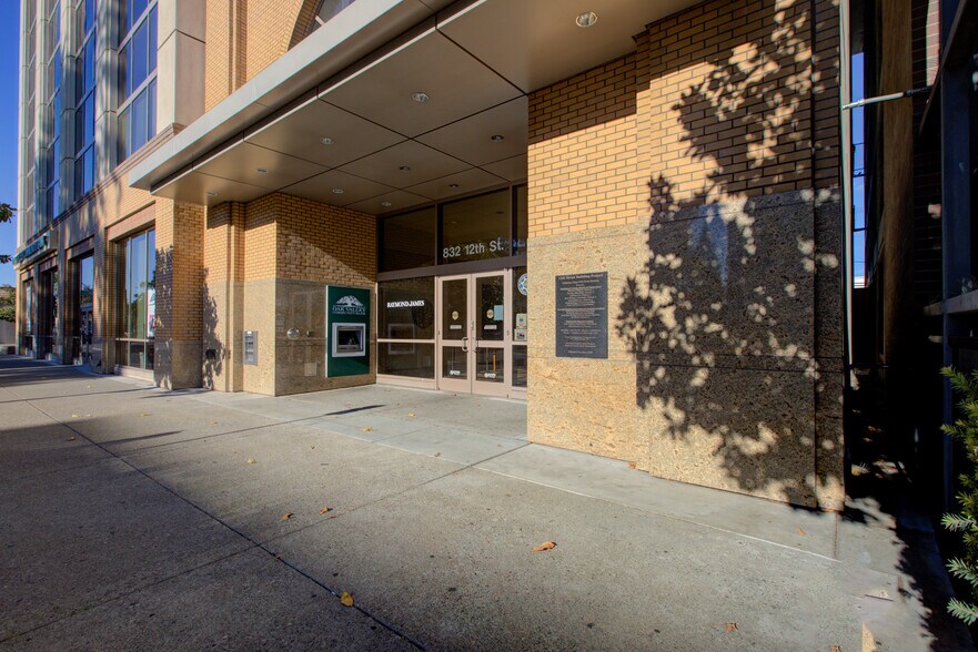 More Photos Of 1200 I St, Modesto Office For Lease