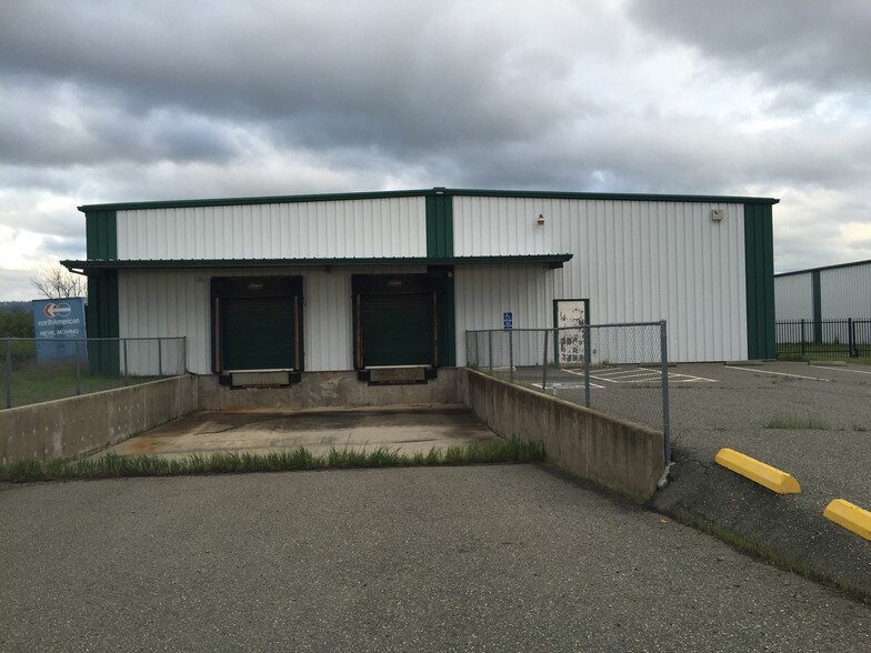 More Photos Of 13290 Contractors Dr, Chico Manufacturing For Lease