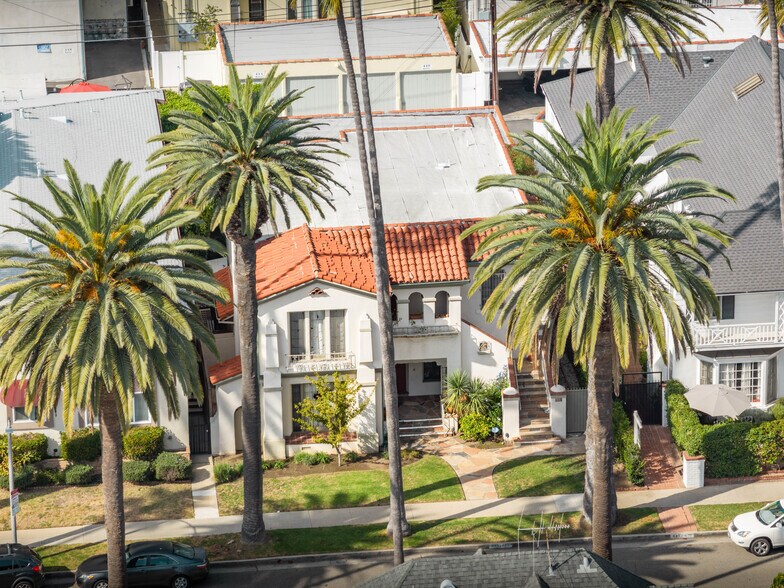 More Photos Of 443 S Palm Dr, Beverly Hills Multifamily For Sale