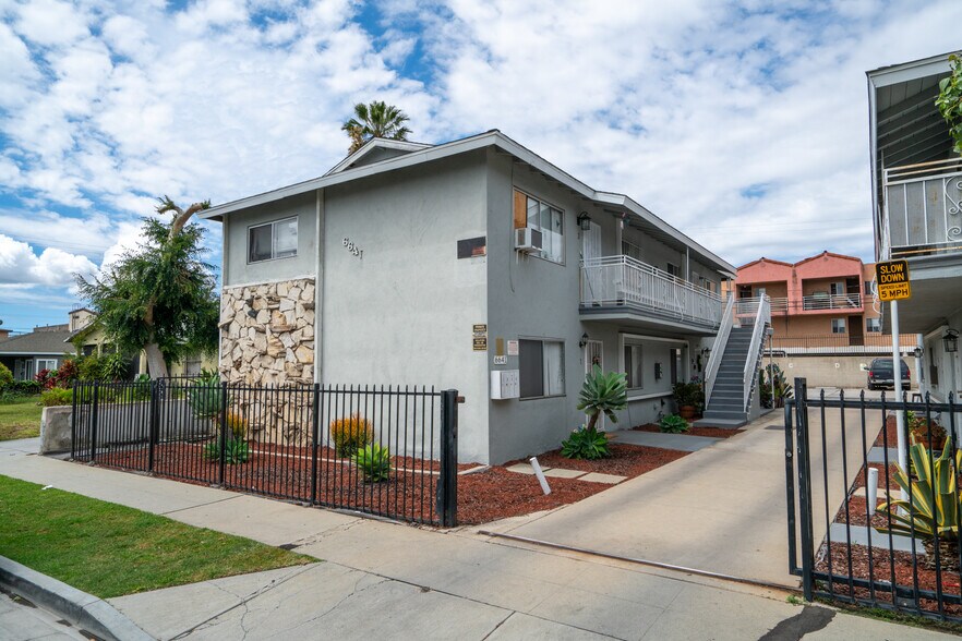 More Photos Of 6641 Hammond Ave, Long Beach Apartments For Sale