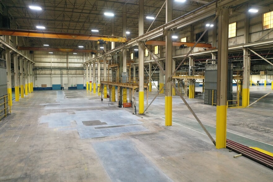 More Photos Of 2121 Holston Bend Dr, Mascot Manufacturing For Lease