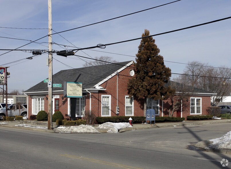 More Photos Of 1169 Park Ave, Cranston Office For Lease