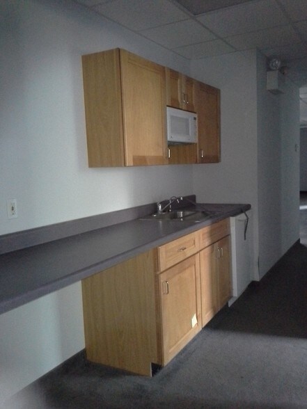 More Photos Of 127 W Street Rd, Kennett Square Medical For Lease