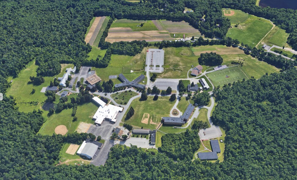 Primary Photo Of 50 Sunset Ln, Paxton Schools For Sale