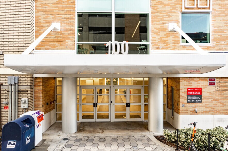 More Photos Of 100 E Pine St, Orlando Office Residential For Lease