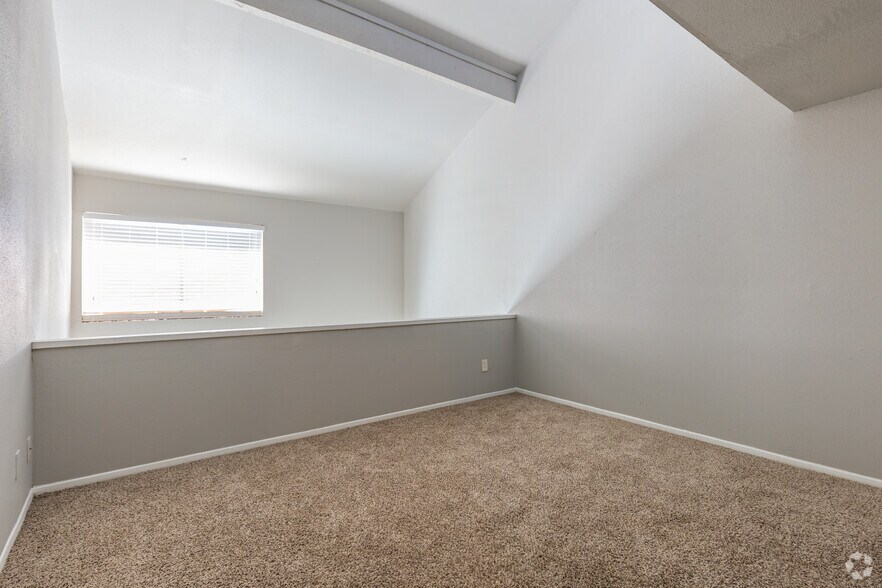 More Photos Of 311 Gladstell St, Conroe Apartments For Sale