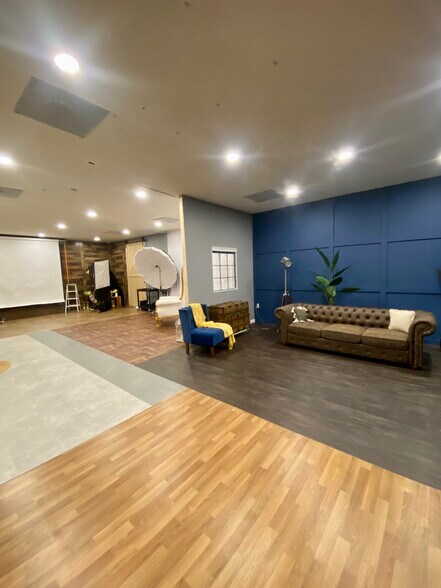 More Photos Of 1807 Rogero Rd, Jacksonville Medical For Sale