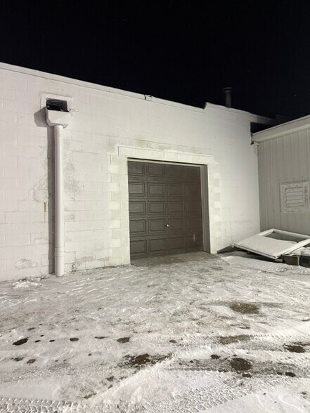 More Photos Of 240 High St, Washingtonville Warehouse For Lease