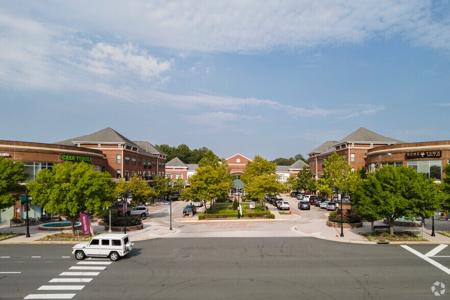 More Photos Of 9020 Lorton Station Blvd, Lorton Storefront Retail Residential For Lease