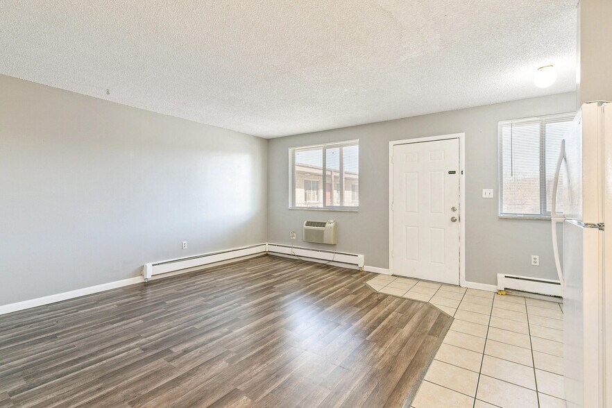 More Photos Of 5228 S Fox St, Littleton Apartments For Sale