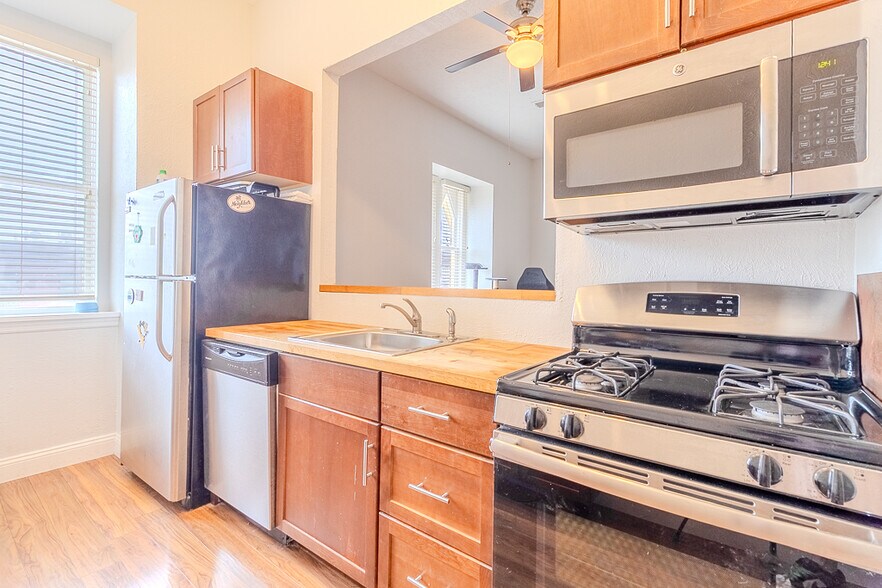 More Photos Of , Pittsburgh Multifamily For Sale