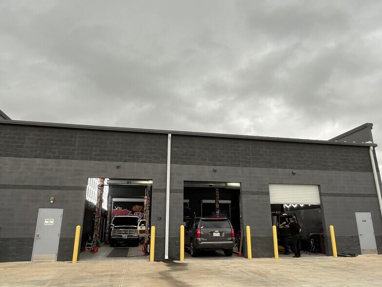 More Photos Of 1435 FM 1463 Rd, Katy Showroom For Sale