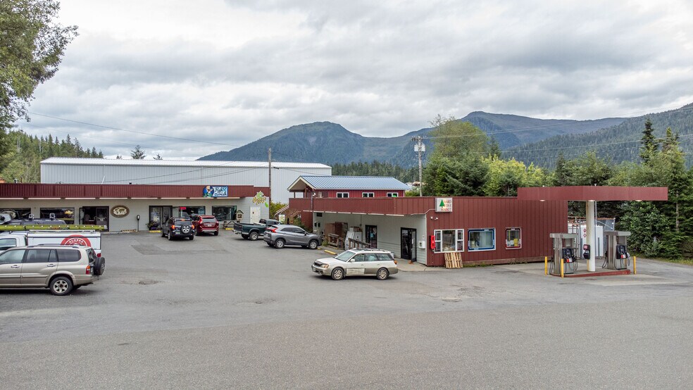 More Photos Of 7196/7198/7204 North Tongass Hwy, Ketchikan General Retail For Sale