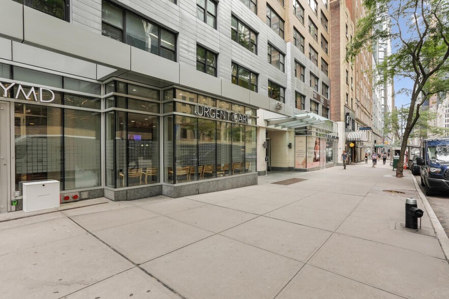 More Photos Of 330 W 58th St, New York Apartments For Lease