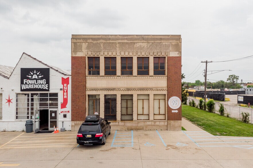 Primary Photo Of 3901 Christopher St, Hamtramck Manufacturing For Lease