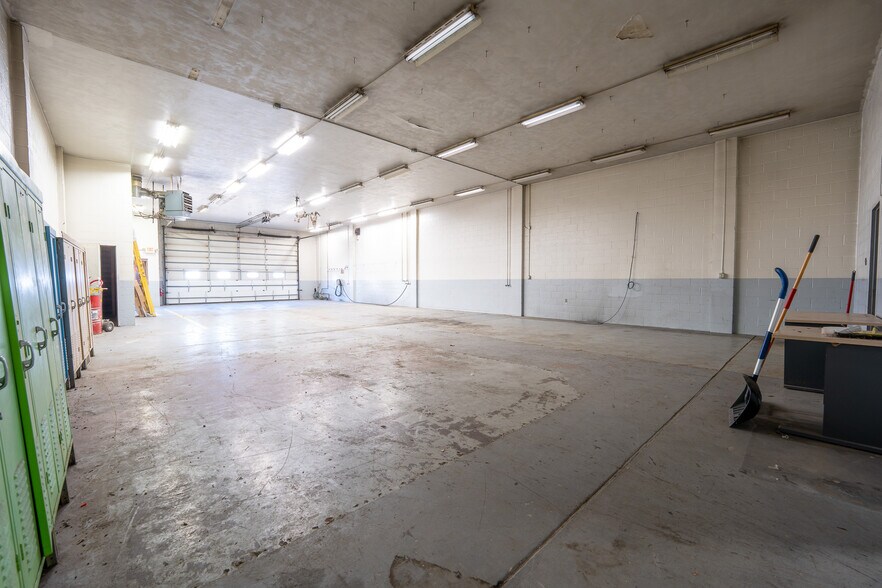 More Photos Of 7419 Washington Ave, Pittsburgh Office For Lease