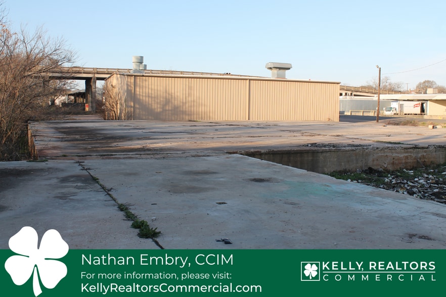 More Photos Of 301 S 17th St, Waco Land For Sale