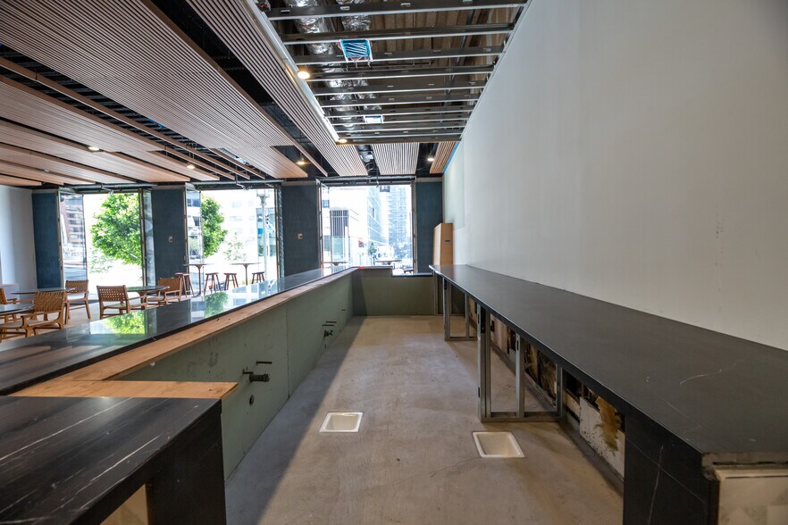 More Photos Of 915 Wilshire Blvd, Los Angeles Office For Lease