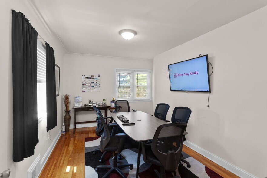 More Photos Of 2352 Jefferson Hwy, Waynesboro Office For Lease