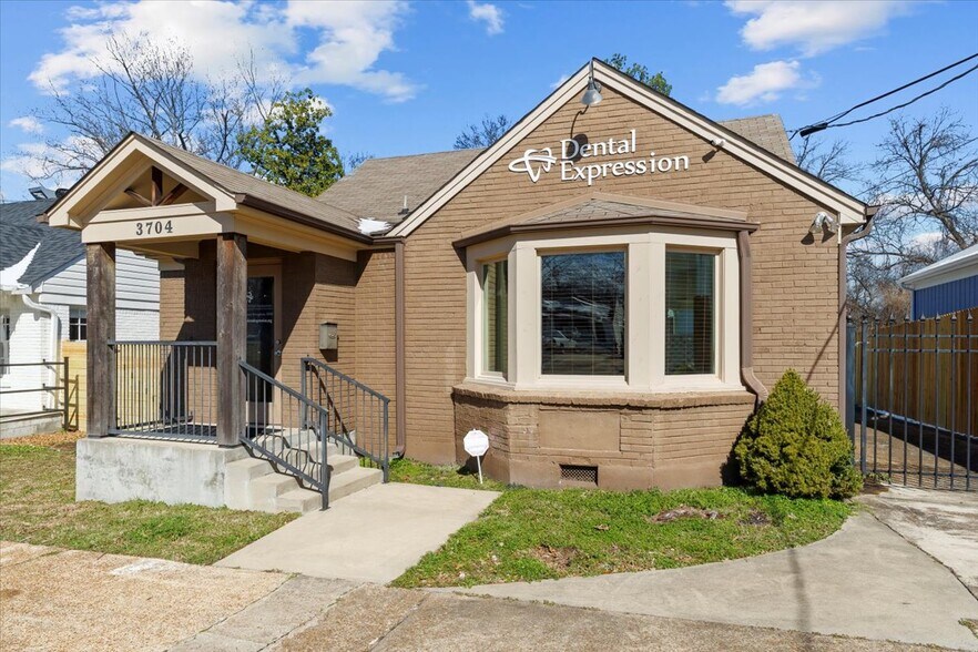Primary Photo Of 3704 Summer Ave, Memphis Medical For Lease