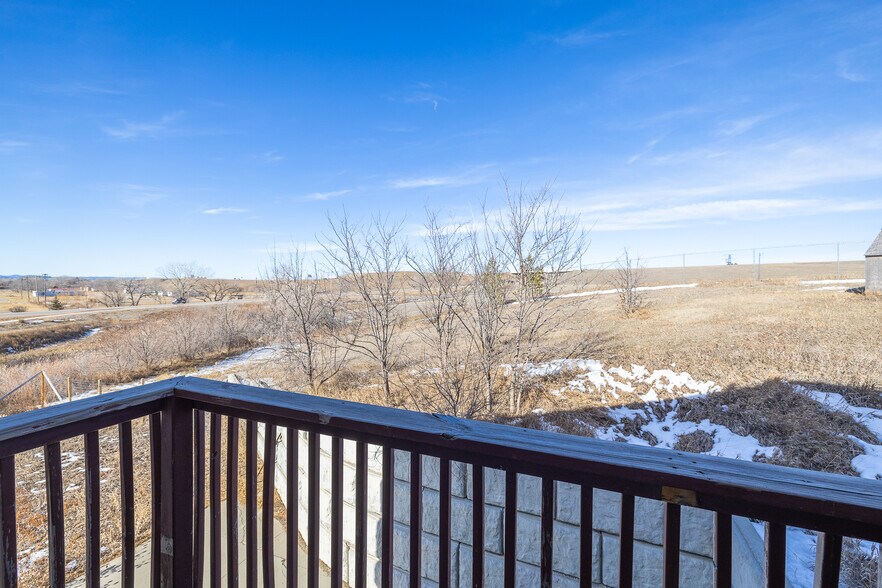 More Photos Of 306 Hillview Dr, Box Elder Office For Sale