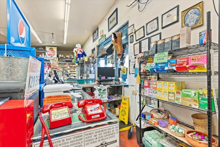More Photos Of 10448 CA-99, Live Oak Supermarket For Sale