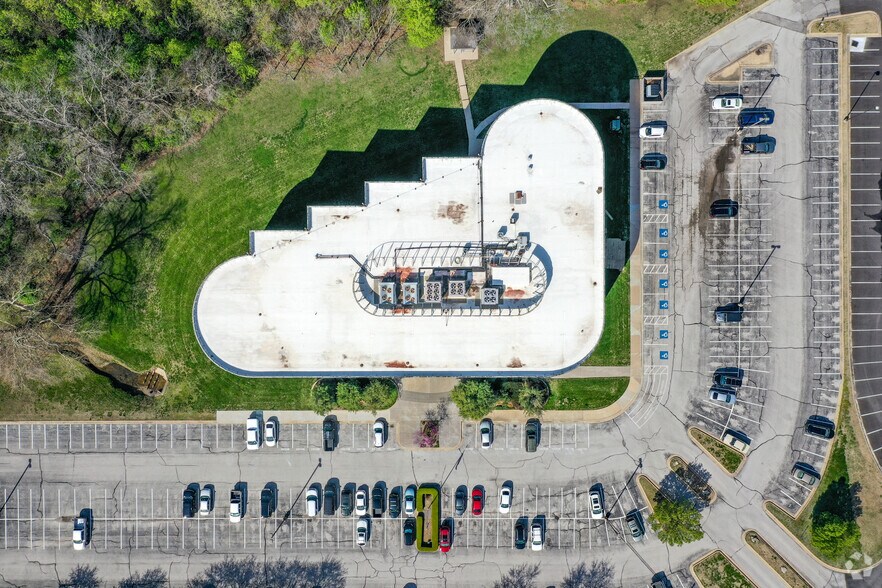 More Photos Of 8282 S Memorial Dr, Tulsa Office For Lease