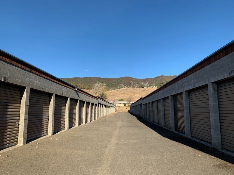 More Photos Of 2544 E State Hwy 20, Nice Self Storage For Sale
