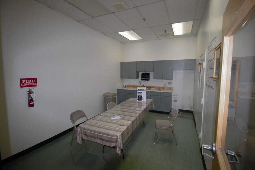 More Photos Of 3055 Brighton Henrietta Town Line Rd, Rochester Manufacturing For Lease