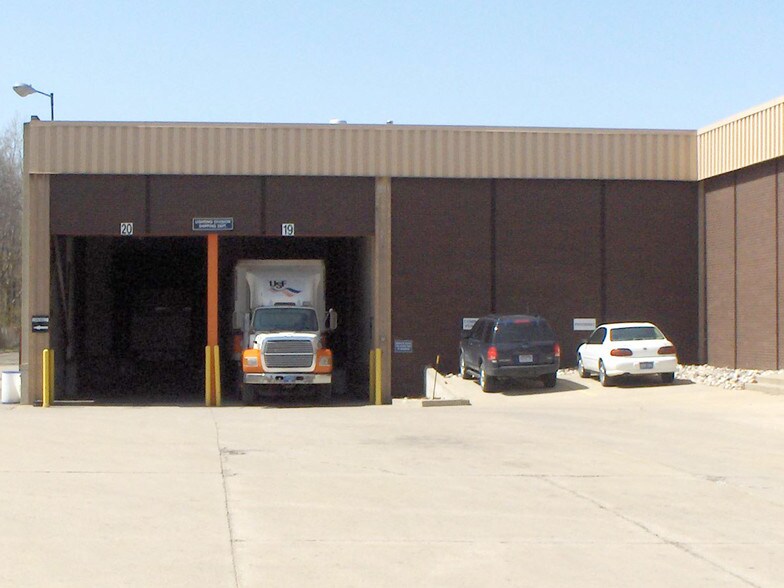 More Photos Of 2929 32nd St SE, Kentwood Manufacturing For Lease