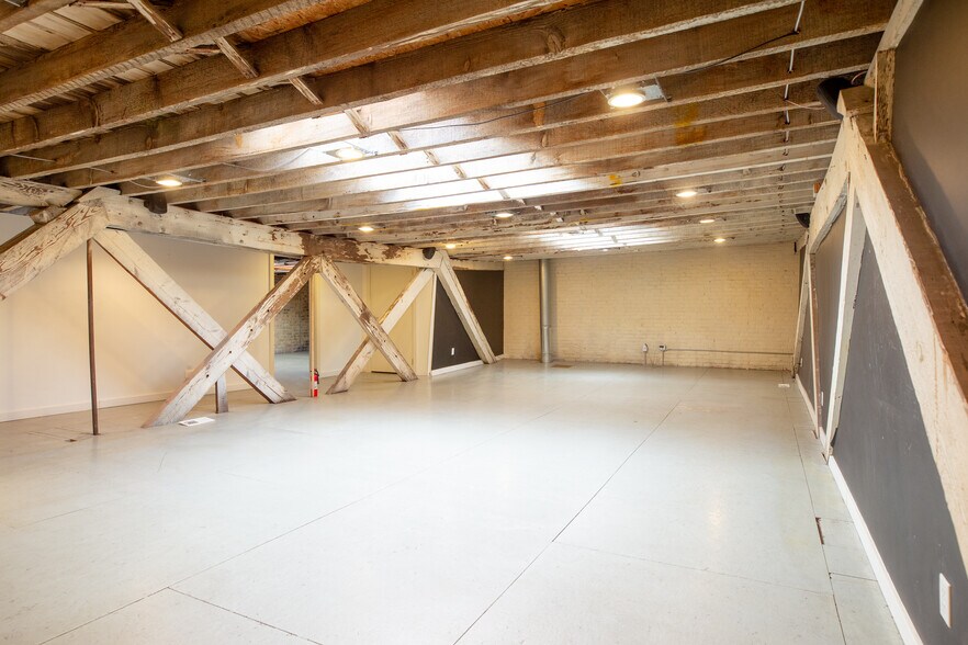 More Photos Of 630 S Stringfellow Ct, Salt Lake City Loft Creative Space For Lease