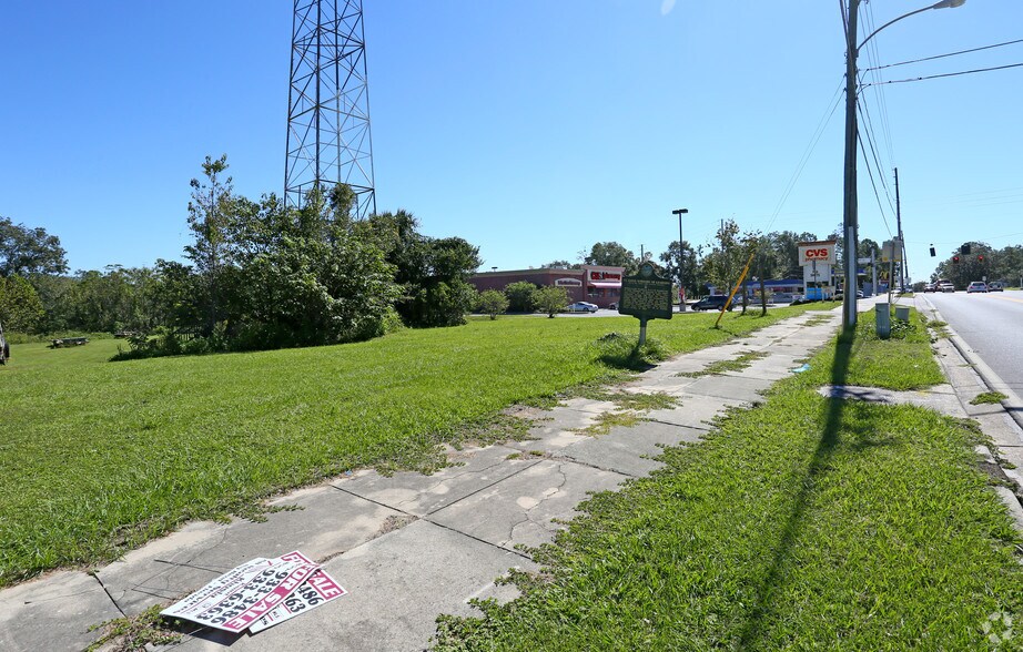 More Photos Of 178 NE Duval Ave, Madison Land For Sale