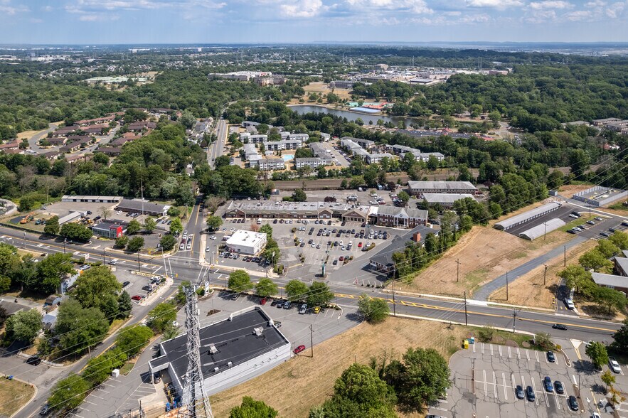 More Photos Of 1 Lincoln Hwy, Edison Unknown For Lease