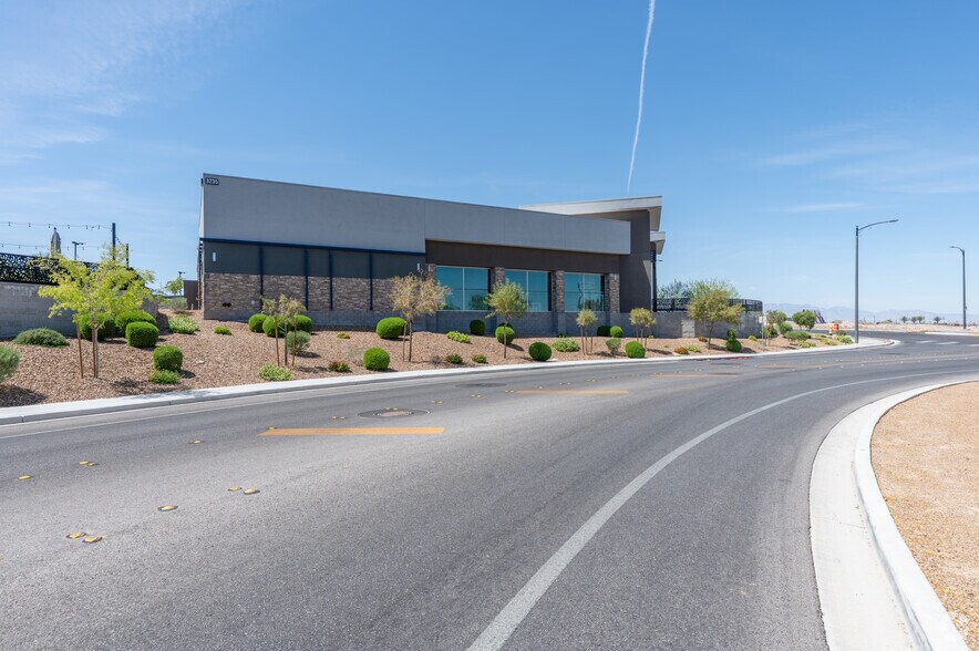 More Photos Of 3235 Bicentennial Pky, Henderson General Retail For Sale