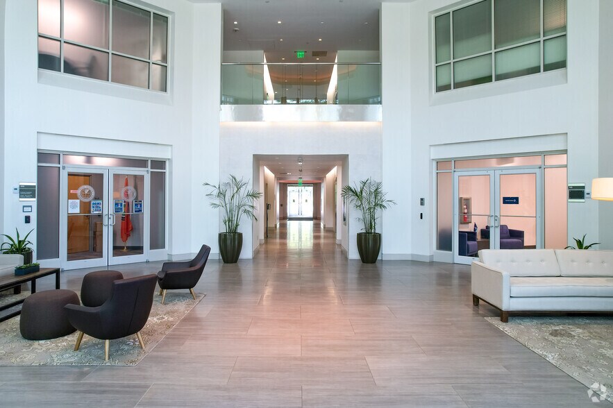 More Photos Of 1302 Concourse Dr, Linthicum Unknown For Lease