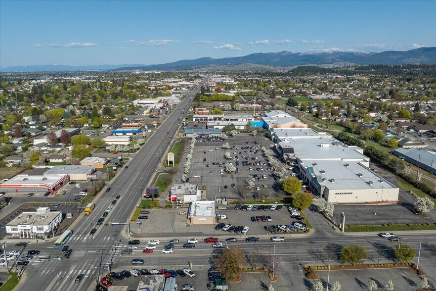 More Photos Of 14008-14024 E Sprague Ave, Spokane Vly, Spokane Valley Freestanding For Sale