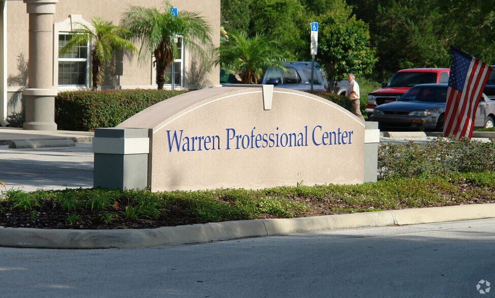 More Photos Of 465 Warren Ave, Longwood Office For Lease